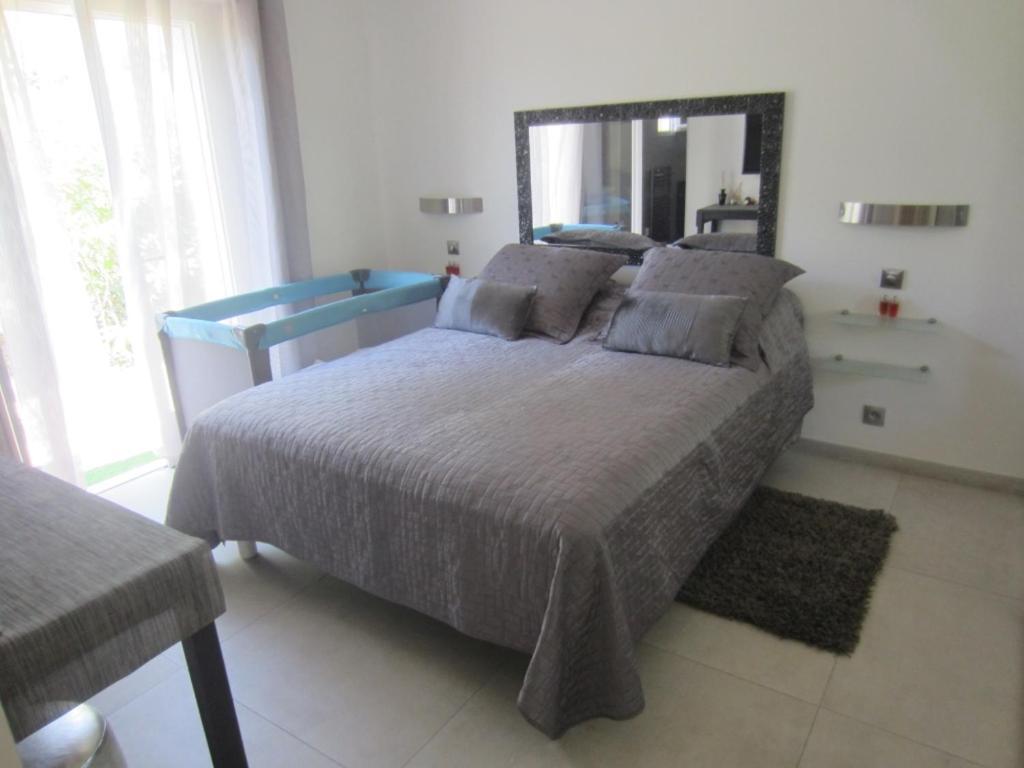 Villa Les Yuccas - Pool - Sea View Cagnes-sur-Mer Buitenkant foto